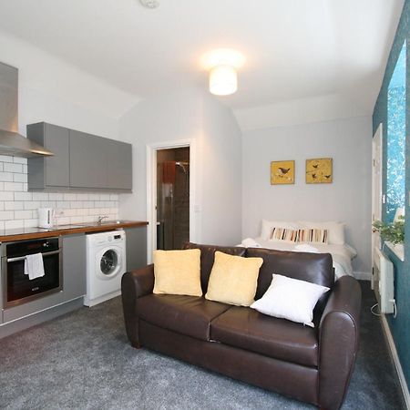 Albion Street Serviced Apartments Cheltenham Eksteriør bilde